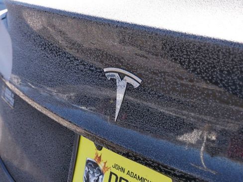 Used 2018 Tesla Model 3 Long Range image 13