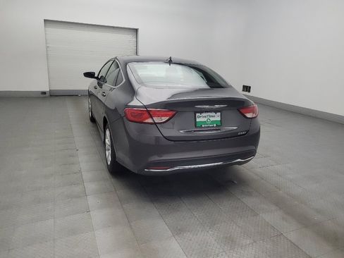 Used 2017 Chrysler 200 Limited Platinum w/ Comfort & Convenience Group FWD image 5