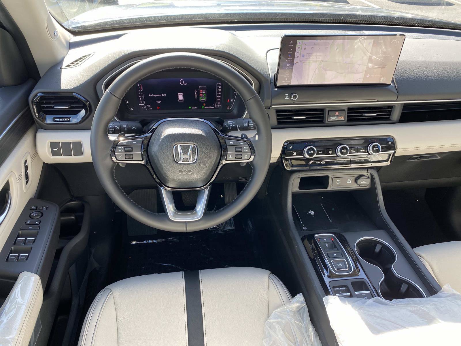 New 2026 Honda Pilot Touring image 10