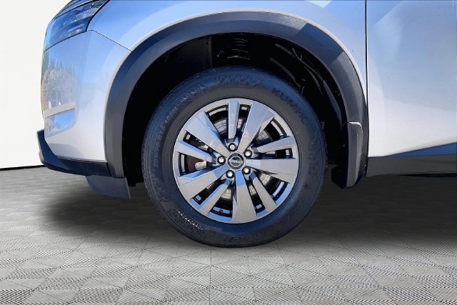 Used 2024 Nissan Pathfinder S AWD/4WD image 22