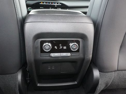 Used 2026 Buick Enclave Preferred FWD image 26