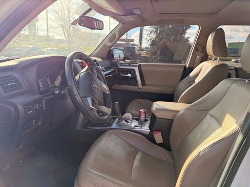 Used 2016 Toyota 4Runner Limited image 11