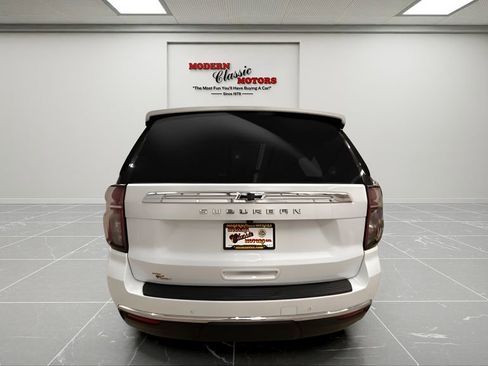Used 2023 Chevrolet Suburban LS w/ Driver Alert Package image 6