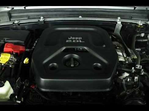 Used 2022 Jeep Wrangler Willys image 11