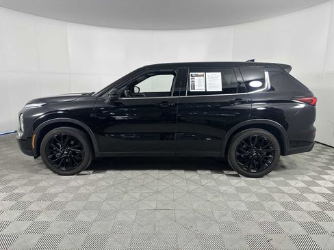Used 2022 Mitsubishi Outlander SEL Black Edition image 5