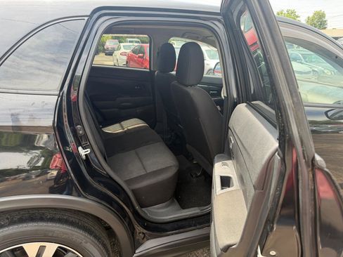 Used 2020 Mitsubishi Outlander Sport ES FWD image 11