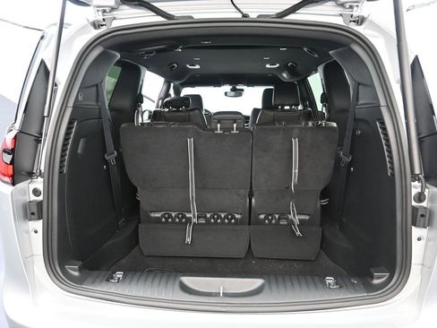 New 2026 Chrysler Pacifica Select image 23