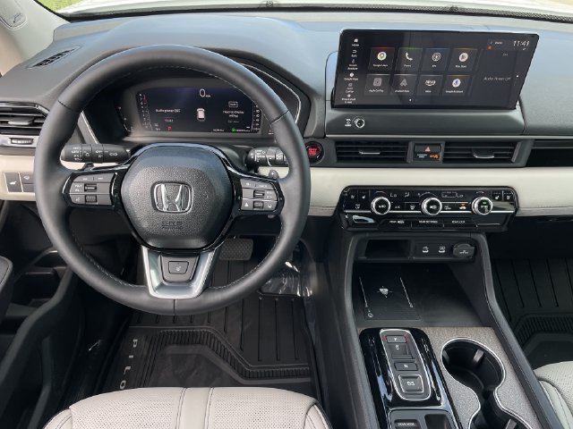 New 2026 Honda Pilot Elite image 12