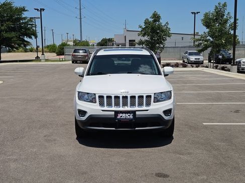 Used 2016 Jeep Compass High Altitude AWD/4WD image 3