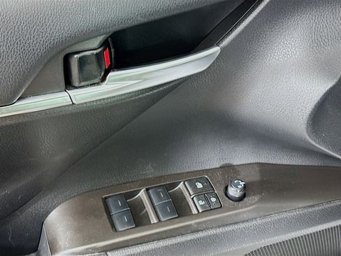 Used 2024 Toyota Camry SE FWD image 15