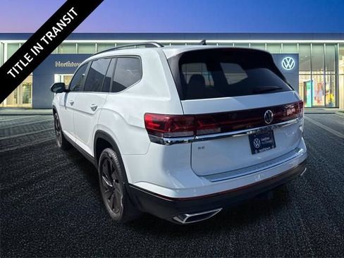 Used 2024 Volkswagen Atlas SE AWD/4WD image 6