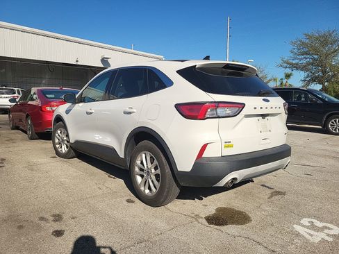 Used 2021 Ford Escape SE w/ Convenience Package image 5