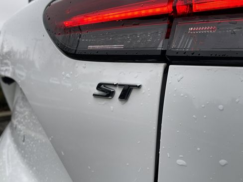 Used 2022 Buick Envision Preferred image 12