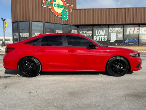 Used 2024 Honda Civic Sport image 9