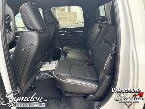 New 2025 RAM 2500 Laramie AWD/4WD image 7