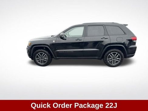 Used 2019 Jeep Grand Cherokee Trailhawk w/ Trailhawk Luxury Group image 2