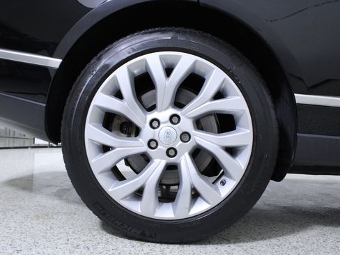 Used 2021 Land Rover Range Rover Westminster Edition image 8