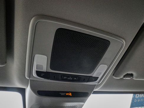 Used 2026 Honda HR-V LX image 26