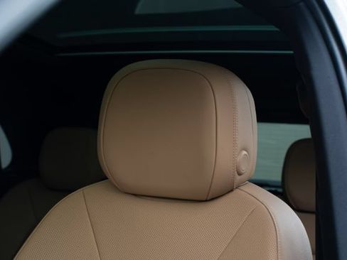 New 2026 Porsche Cayenne AWD/4WD image 19