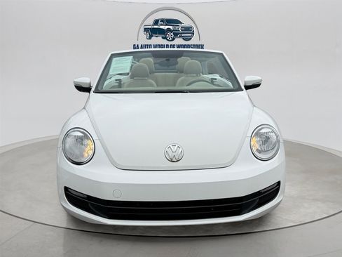 Used 2013 Volkswagen Beetle 2.5 image 8