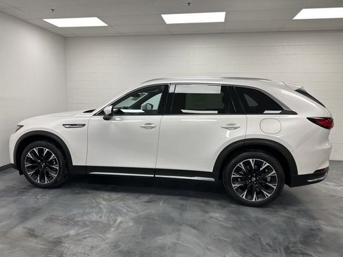 Certified 2024 MAZDA CX-90 Plug-In Hybrid w/ Premium Plus image 12