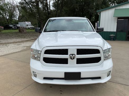 Used 2013 RAM 1500 Express AWD/4WD image 3