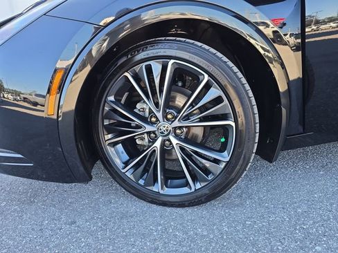 Used 2024 Toyota Prius XLE image 31