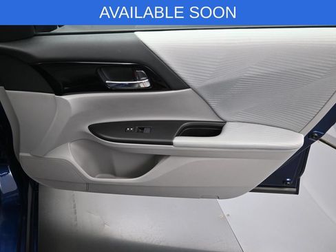 Used 2016 Honda Accord LX image 34