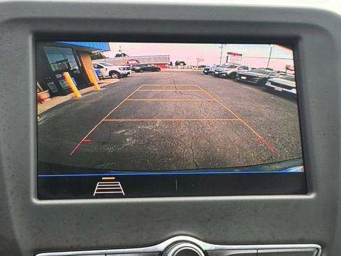 Used 2020 Chevrolet Equinox LS FWD image 3