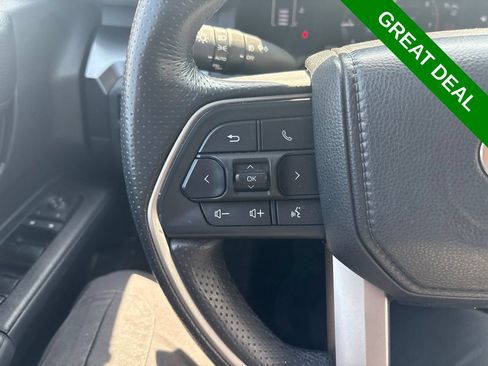Used 2025 Toyota 4Runner SR5 AWD/4WD image 20