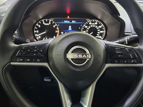 Certified 2024 Nissan Altima 2.5 SV FWD image 20