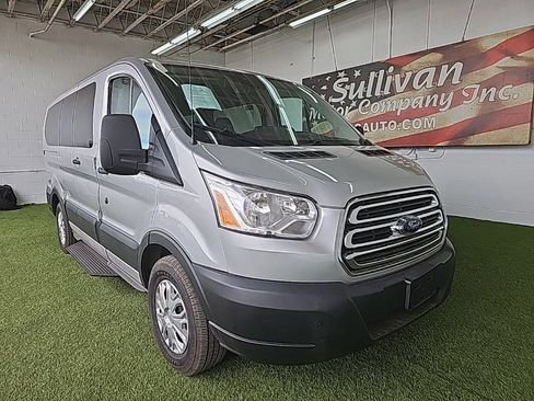 Used 2019 Ford Transit 150 XLT image 7