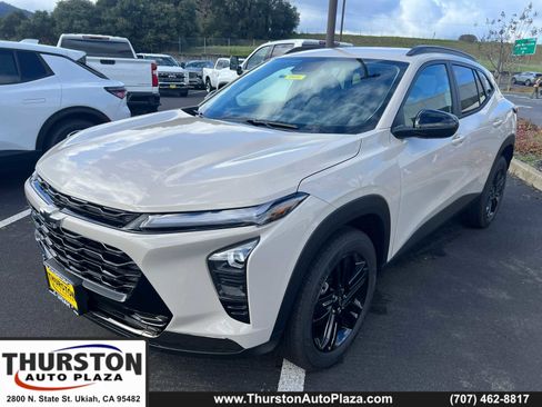 New 2026 Chevrolet Trax ACTIV image 1