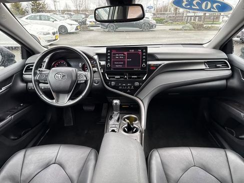 Used 2023 Toyota Camry XSE image 13