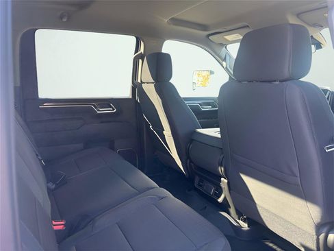 New 2026 Chevrolet Silverado 2500 LT image 21