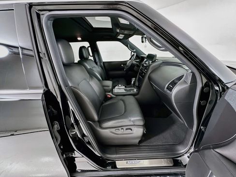 Used 2023 Nissan Armada SL w/ Midnight Edition Package RWD image 33