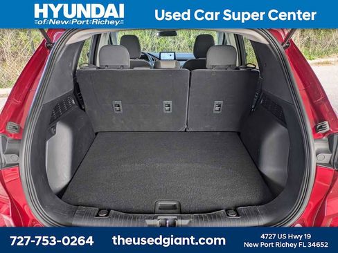 Used 2021 Ford Escape SE image 12