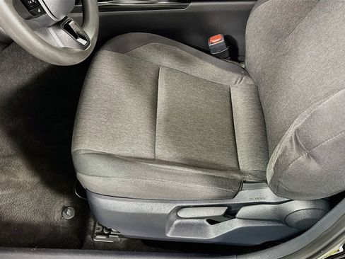 Used 2025 Toyota Camry LE FWD image 15