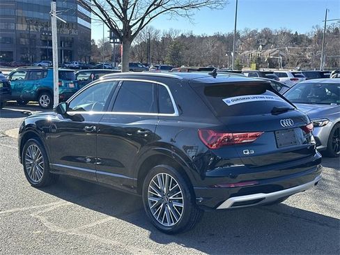 Used 2022 Audi Q3 2.0T Premium image 4
