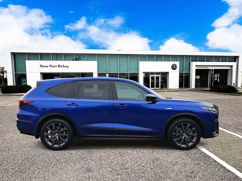 Used 2025 Acura MDX A-Spec image 9