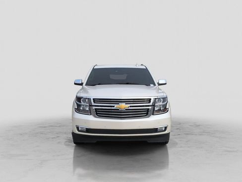 Used 2015 Chevrolet Suburban LTZ image 12