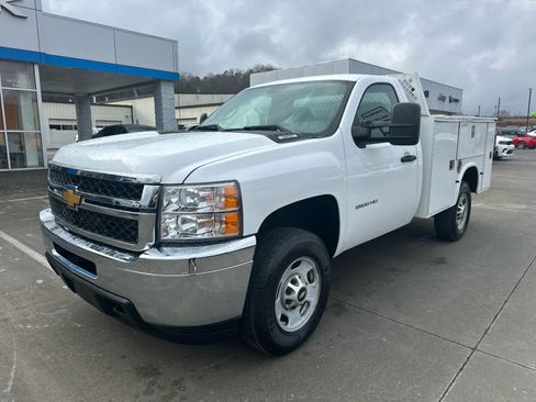 Used 2013 Chevrolet Silverado 2500 W/T image 1