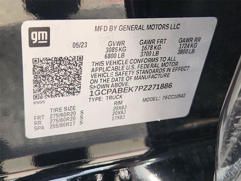 Used 2023 Chevrolet Silverado 1500 Custom w/ LPO, Dark Essentials Package RWD image 32