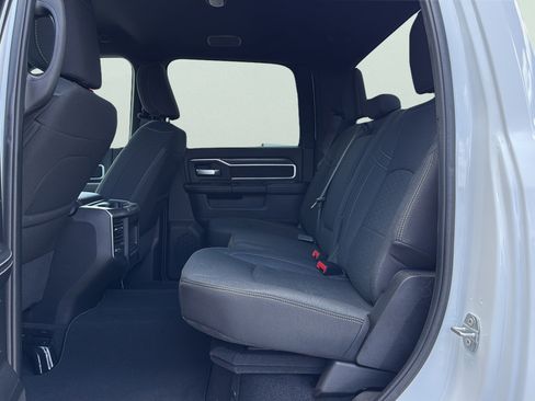 New 2026 RAM 3500 Big Horn AWD/4WD image 13