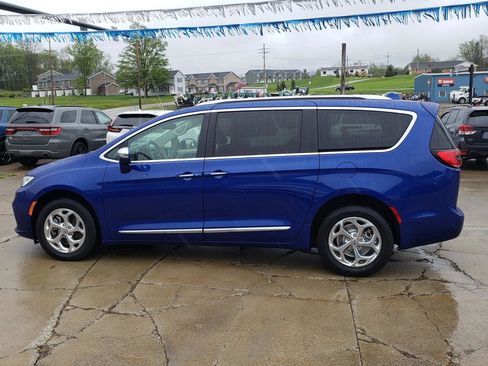 Certified 2021 Chrysler Pacifica Limited w/ Premium & Safety Sphere Group AWD/4WD image 6