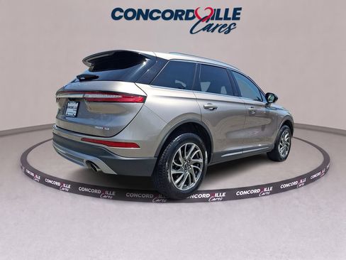 Used 2021 Lincoln Corsair AWD w/ Equipment Group 101A image 6