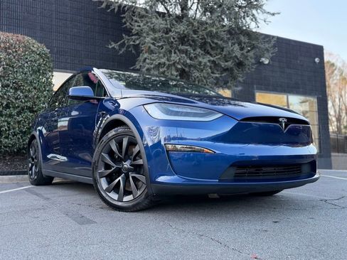 Used 2022 Tesla Model X image 8