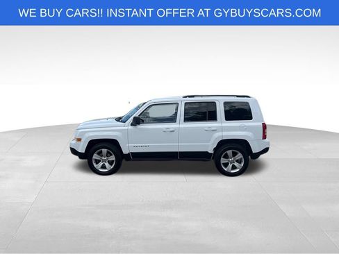 Used 2014 Jeep Patriot Latitude AWD/4WD image 3