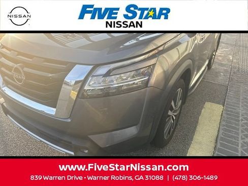 Used 2022 Nissan Pathfinder Platinum w/ Cargo Package FWD image 20