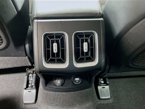 Used 2022 Kia Sorento S FWD image 26